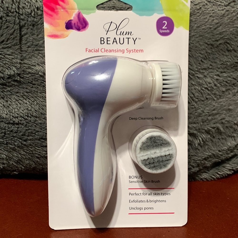 Plum Beauty Facial Cleansing System 💕